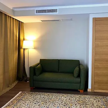 Fehmi Bey Aparthotel